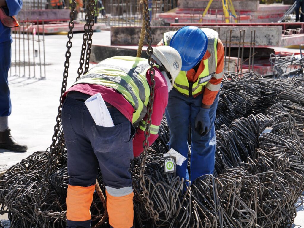 249 Tonnes in Five Working Days: RMS Steel Fixing at The Granger, Cape Town 3 RMS cut and bend reinforcing steel delivered and being unpacked on The Granger Building site